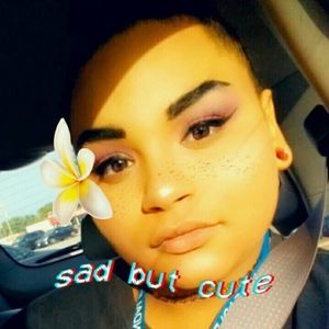 Meet your Posher, Adriana